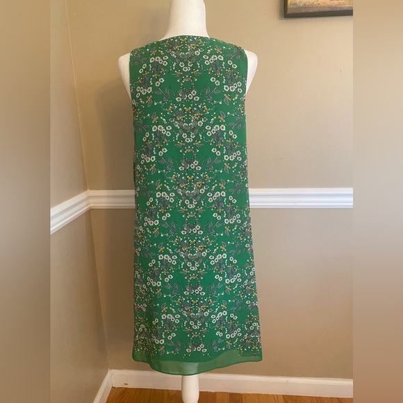 Max-Studio Dress - Picture 3 of 4